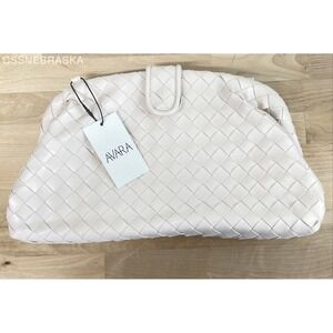 Avara‎ Off White Sophia Clutch - Size S